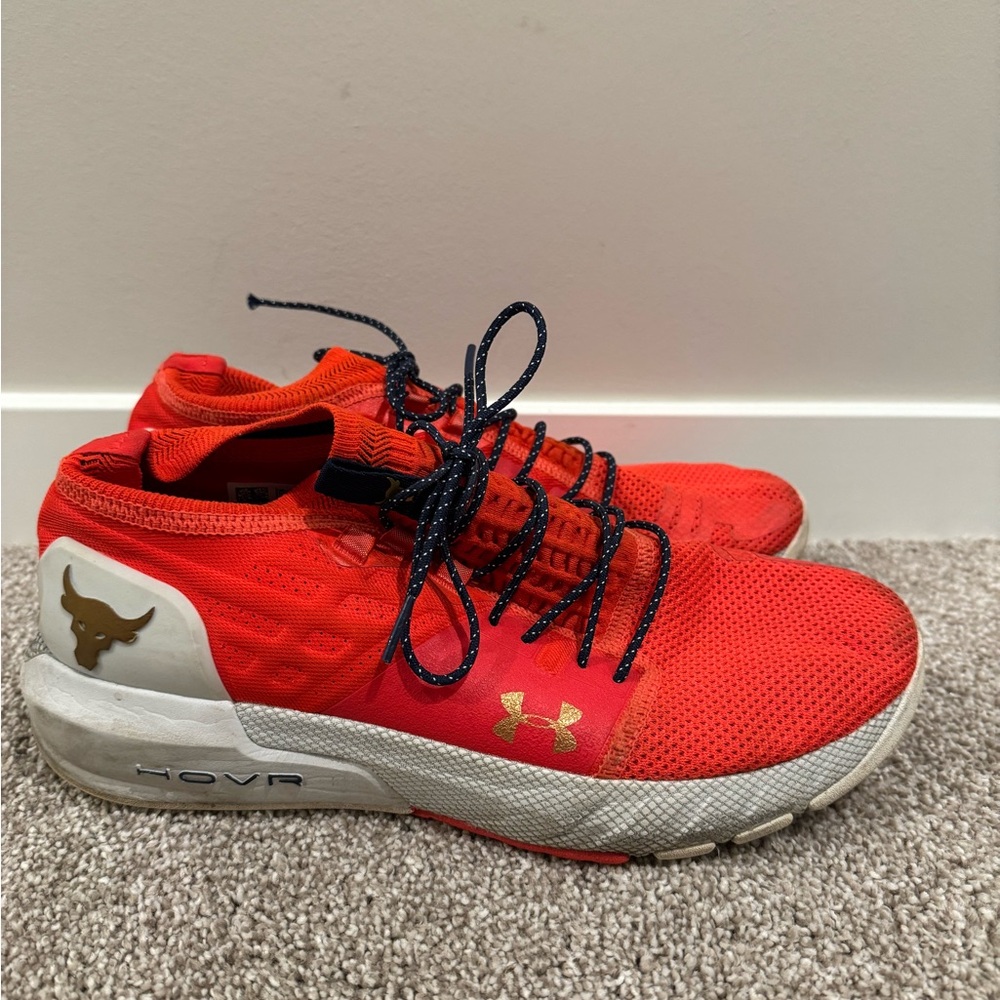 Men’s under armour workout sneaker
